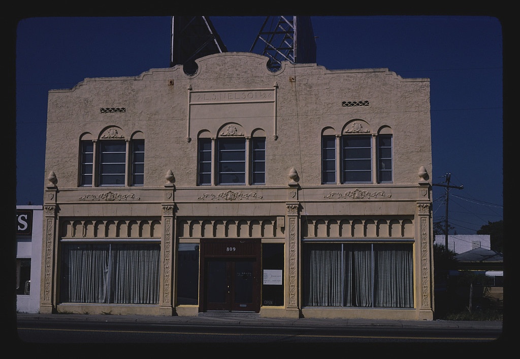 L.S. Nelson Building, Palm Beach, Florida (LOC)