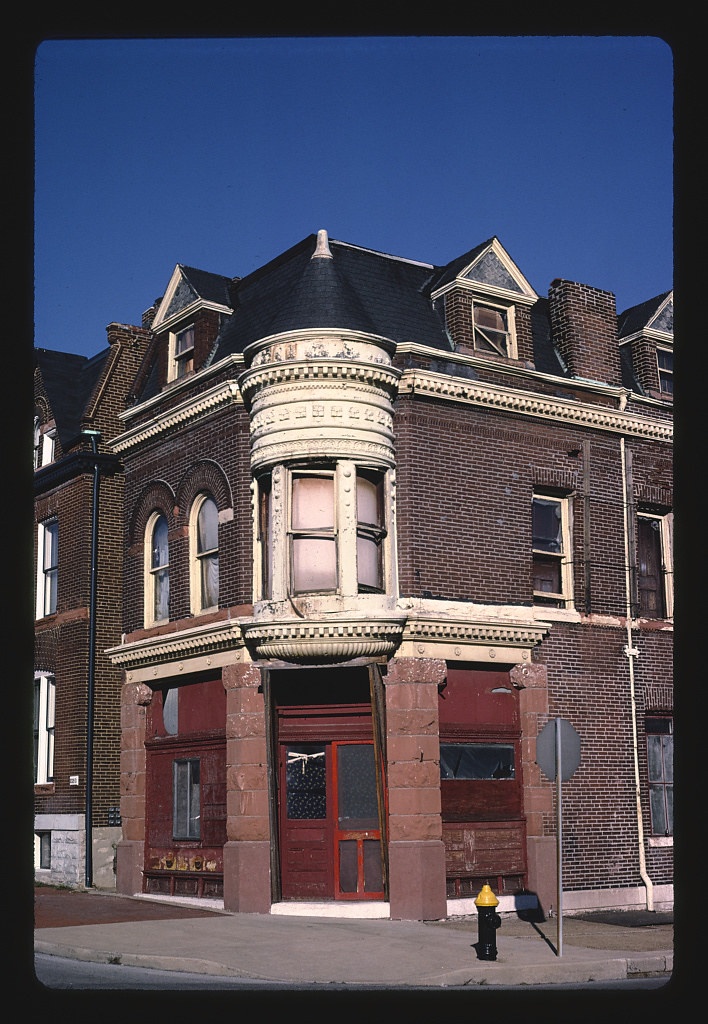 Commercial building, Saint Louis, Missouri (LOC)