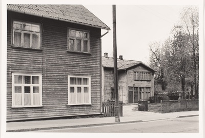 Tartu, Kroonuaia 56, 58  similar photo