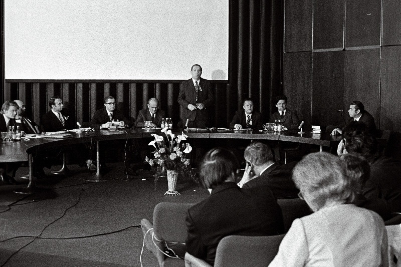 Kinotöötajate sümpoosion hotellis Viru.