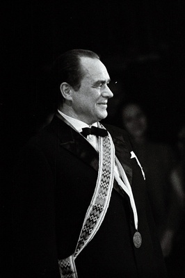 Georg Otsa 50. sünnipäeva tähistamine teatris Estonia. Georg Ots  duplicate photo