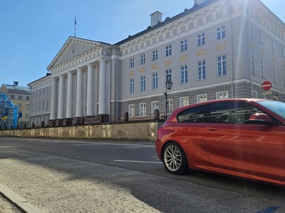 Tartu Ülikool Jaani tänavas. rephoto