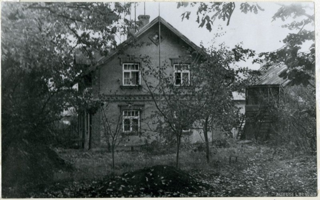 Cēsis. "Ozolmāja"