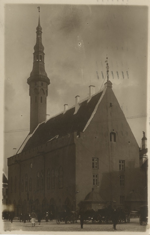Vaade Tallinna Raekojale, fotopostkaart