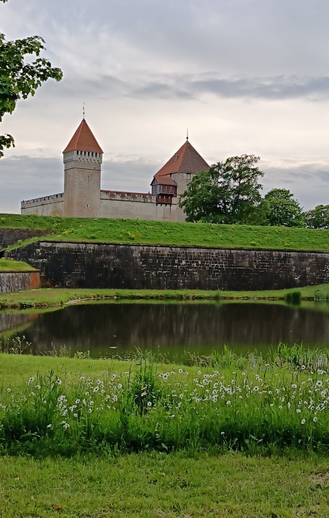 Kuressaare Castle-ekkeekke - Kuressaare Castle rephoto