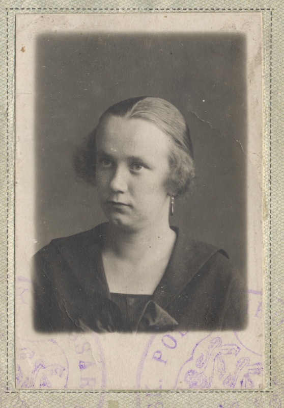 Elsa Ottilie Borks, sündinud Bork. Foto 1926. a välja antud isikutunnistuselt.