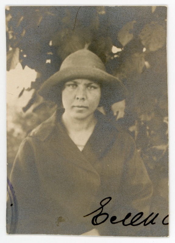 Aleksandra Haritoni t Antonova, portreefoto