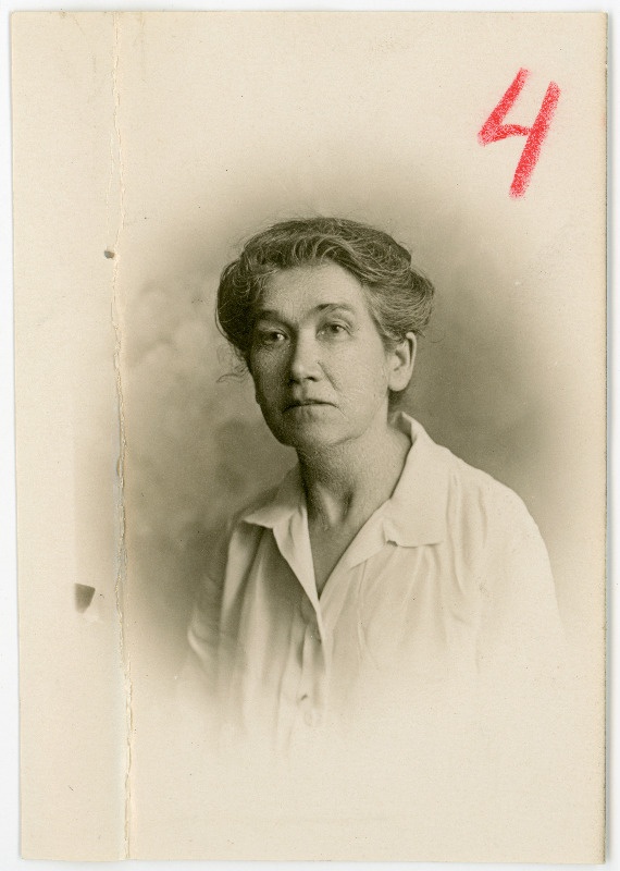 Bredis, Klementine, sünd 19.07.1869. Portreefoto.