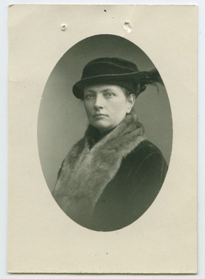 Eva Therese Lucie Rudolfi t Grünevaldt, portreefoto  duplicate photo
