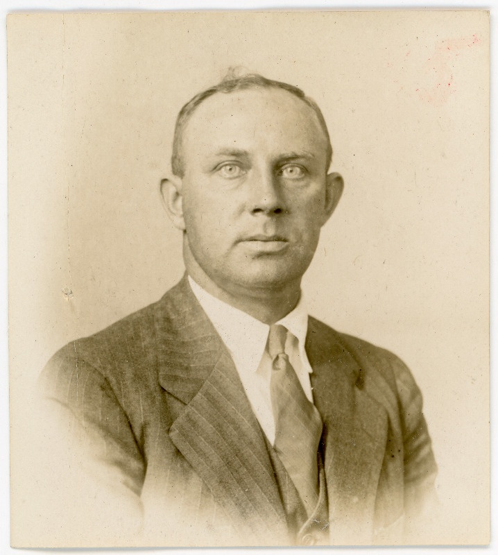 Alexander Hansu p Kleius