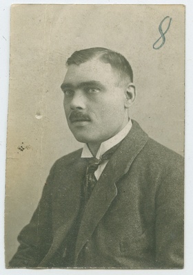Karl Mihkli p Lorents  duplicate photo