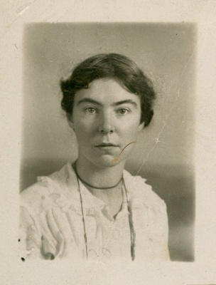 Alma-Ludmilla Alfredi t Sommer  duplicate photo