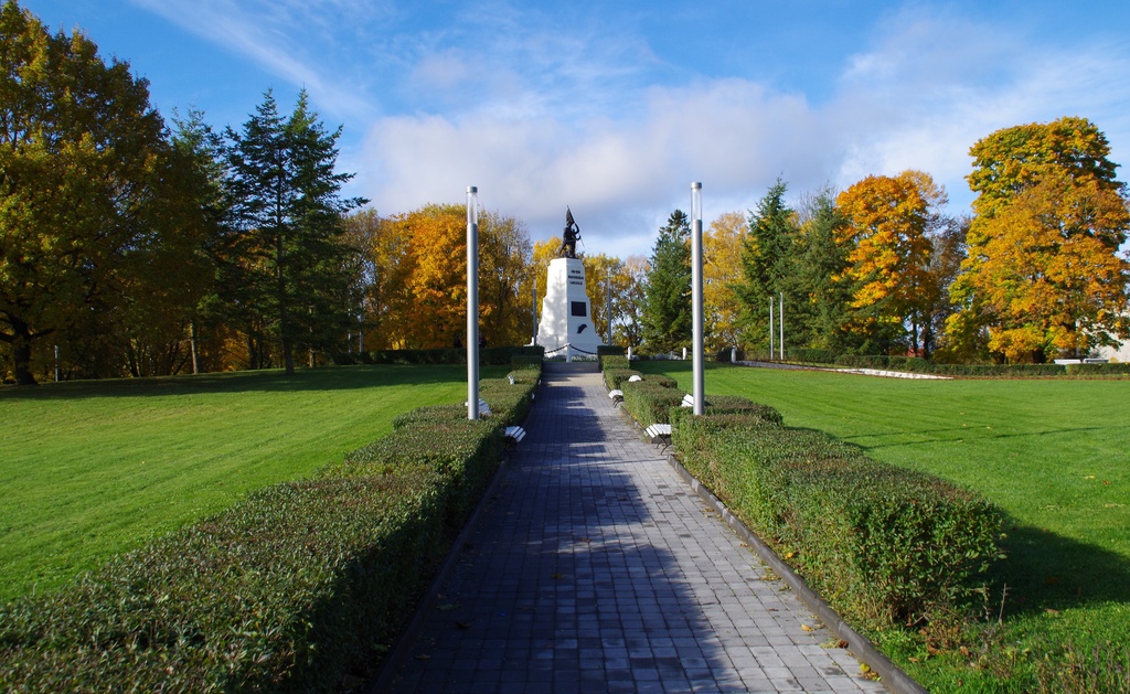 Vabadussõja ausamba taasavamine Rakveres rephoto