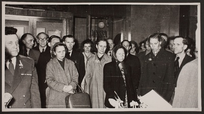 Nõukogude arhiivide 40.aastapäevale pühendatud näituse avamine Tallinna Kesklektooriumis  similar photo