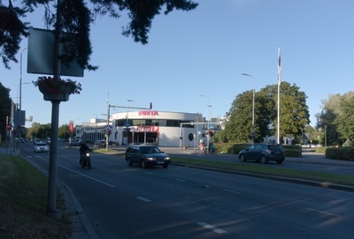 Tallinn. Merivälja ja Kloostrimetsa tee nurk rephoto
