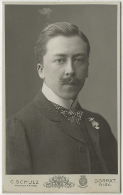 Pastor Johannes Findeisen tudengina, portreefoto  duplicate photo