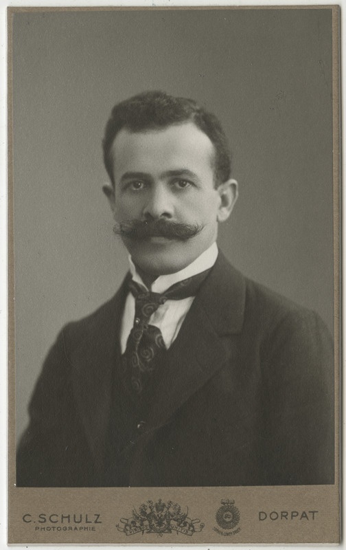 Pastor Friedrich Merz tudengina, portreefoto