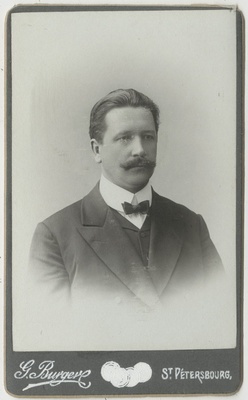 Pastor Karl Beldau, portreefoto  duplicate photo