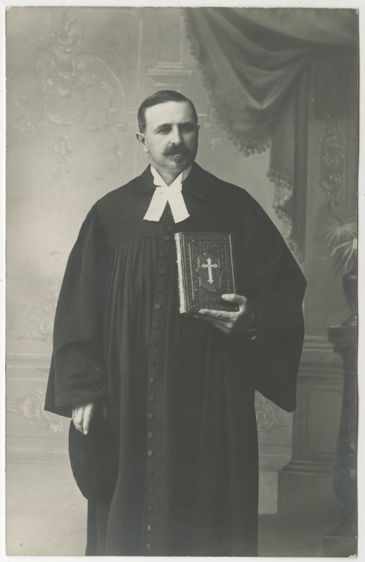 Pastor Alfred Baschwitz, portreefoto