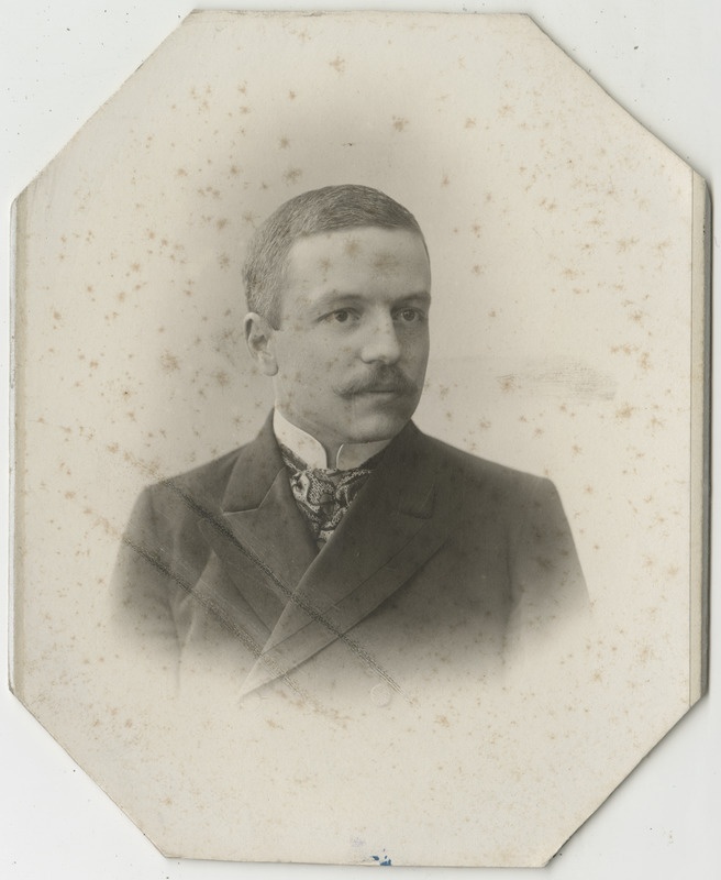 Tartu Ülikooli teoloogiaprofessor Karl Girgensohn, portreefoto