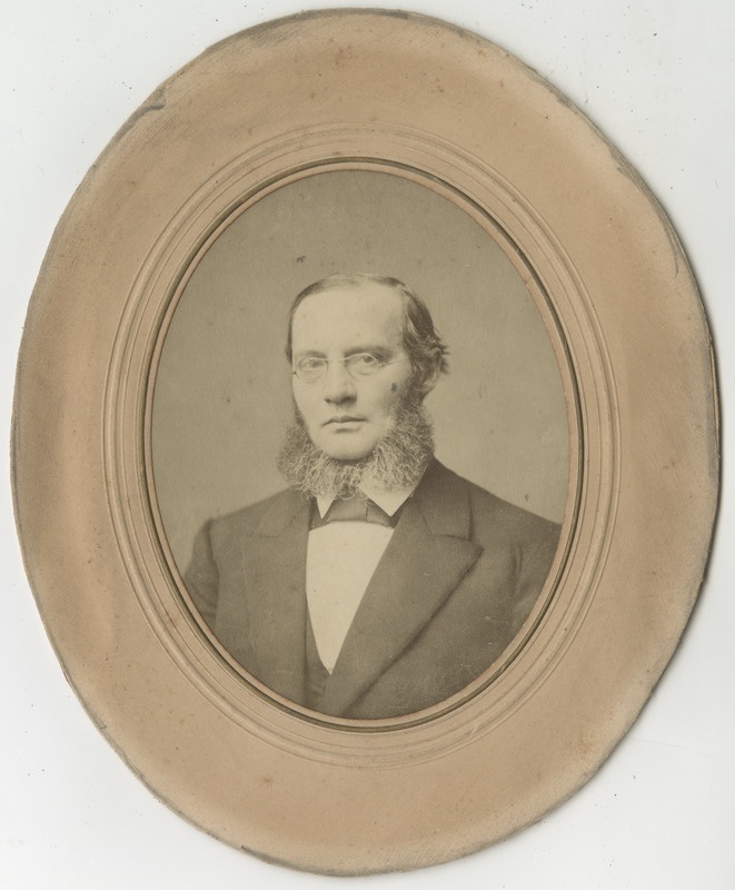 Tartu Ülikooli teoloogiaprofessor Ferdinand Hörschelmann, portreefoto