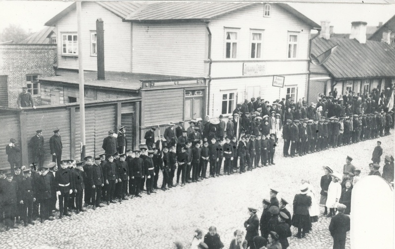 Koolinoorte võimlemispidu Rakveres