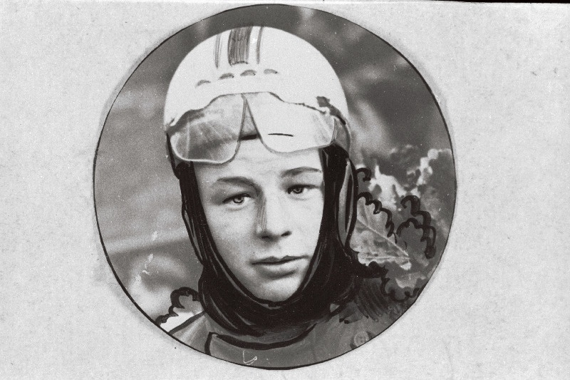 Endel Kiisa - vabariigi tšempion motospordis.