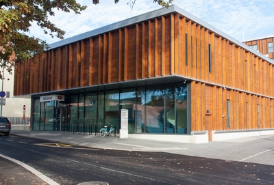 Kasarmu hoone valmissaamisel rephoto