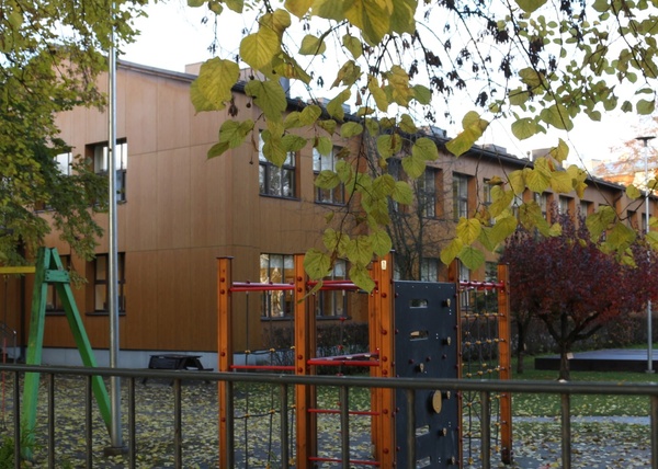 Uus VI lastepäevakodu (Nõukogude 10 / Aleksandri 10). Hiljem lasteaed Sass. Tartu, 1965. rephoto