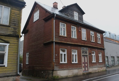 Linnavaade. Kroonuaia tn 9 Tartus 1992a. rephoto