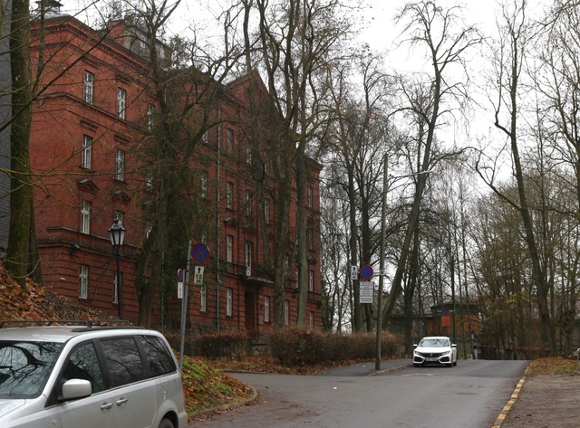 Üliõpilaste ühiselumaja Toomemäel rephoto