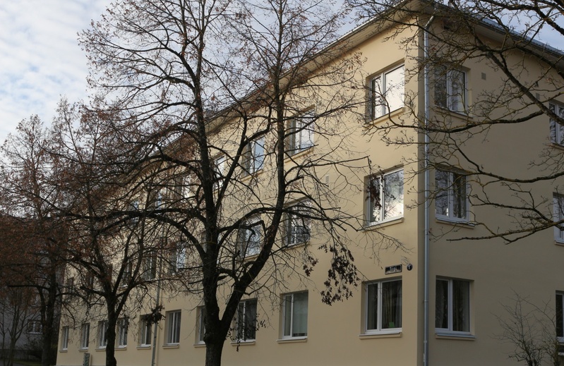 Tartu ülikooli hoonete ehitused. Pälsoni t. ühiselamu. Ujula. Raudbetoonidetailide tehas. 8-korteriga elamu J. Liivi t. 31. august 1959. a. rephoto