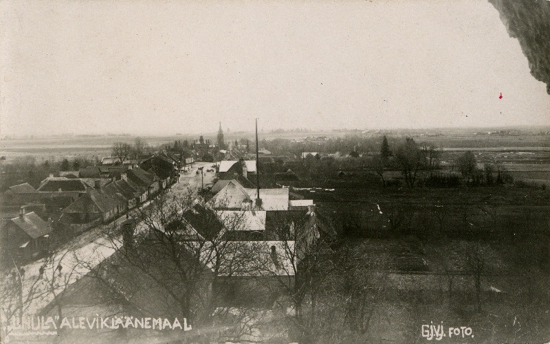 Vaade Lihula alevile Eliisabeti kiriku tornist.