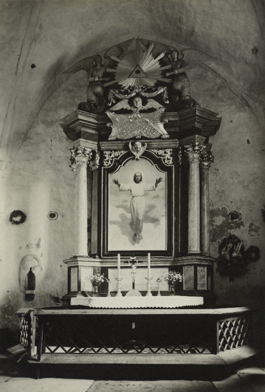 Püha kiriku altar.