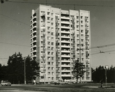 Mustamäe, red brick tower shelves, view of the building. Architects a. Jakker, V. Urazov, Lenprojekti tp 1-528  duplicate photo