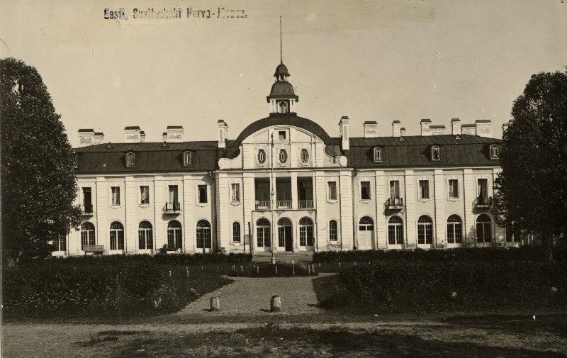 Narva-Jõesuu kuursaal.
