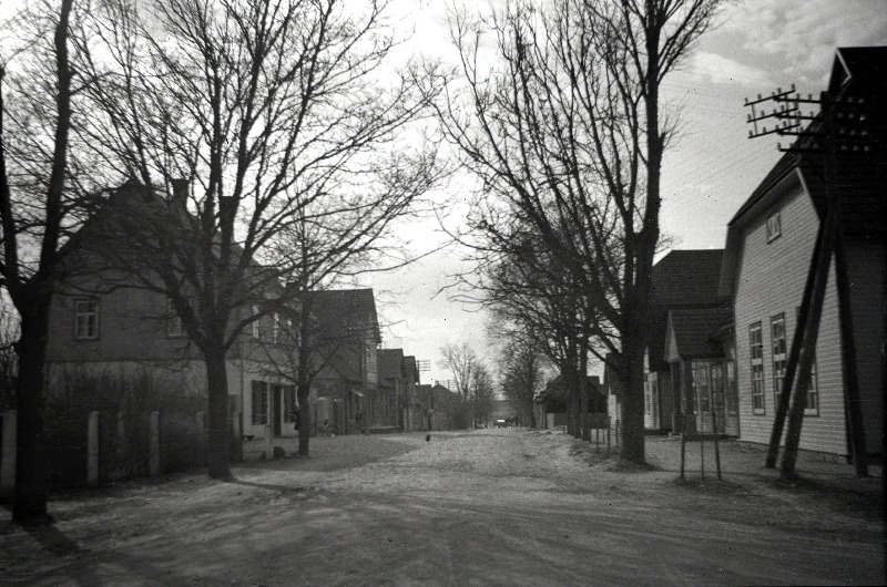 Kolga-Jaani aleviku peatänav.