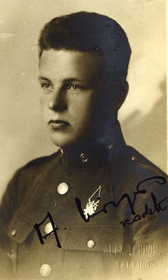 Sõjaväe Ühendatud Õppeasutused. Kadett August Virgo.  duplicate photo