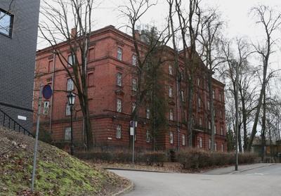 Riigi keskarhiivi välisvaade. rephoto