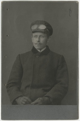 Jüri Radik, portreefoto  duplicate photo