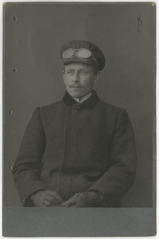 Jüri Radik, portreefoto