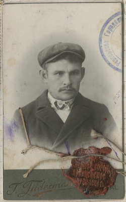 Karl Saarnok, portreefoto  duplicate photo