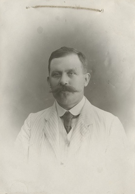 Adolf Reinhold Martinson, portreefoto  duplicate photo