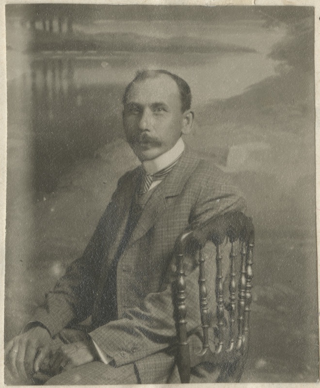 Kellapoe omanik August Reismann, portreefoto