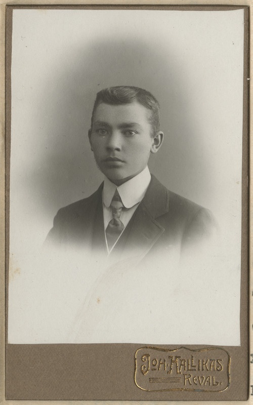 August Reismanni autojuht Gunnar Rudolf Müürisepp, portreefoto