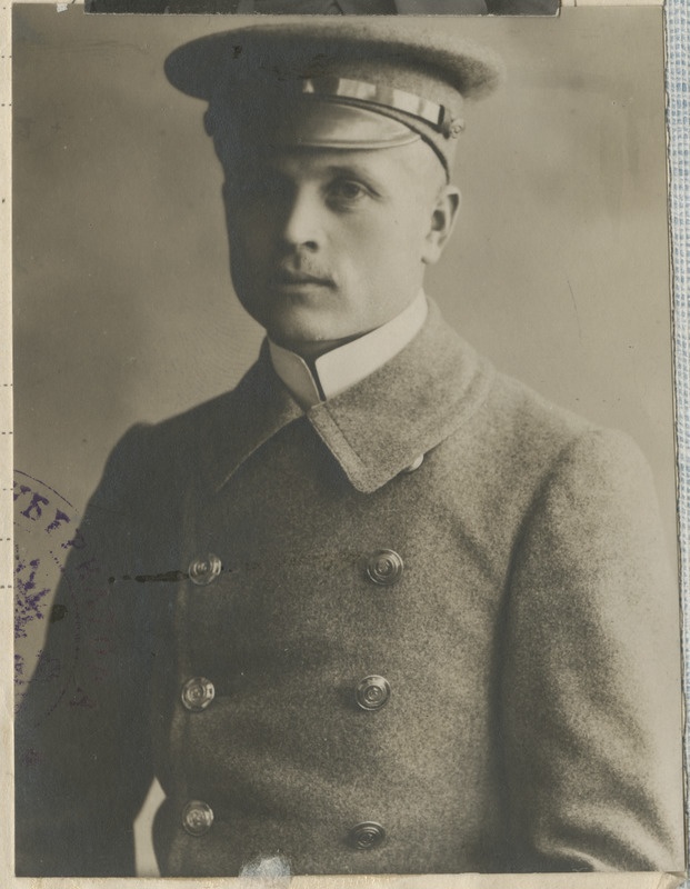 William Girardi autojuht Artur Pajo, portreefoto