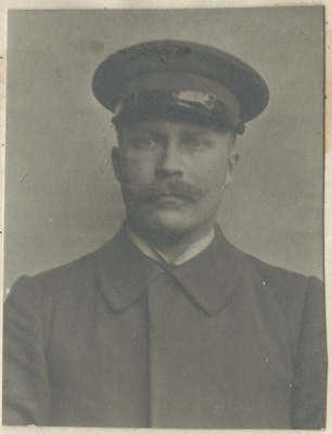 Hellmuth Witte autojuht Johannes Steinfeld, portreefoto  duplicate photo