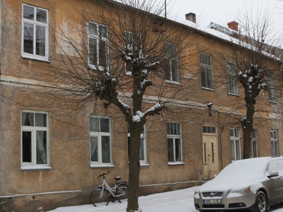 Broken building Tolstoi Street 11. rephoto