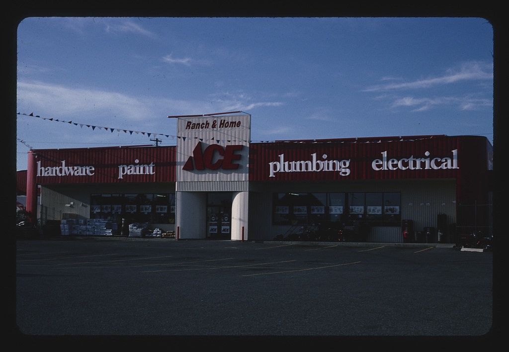 ACE Hardware, Post Falls, Idaho (LOC)