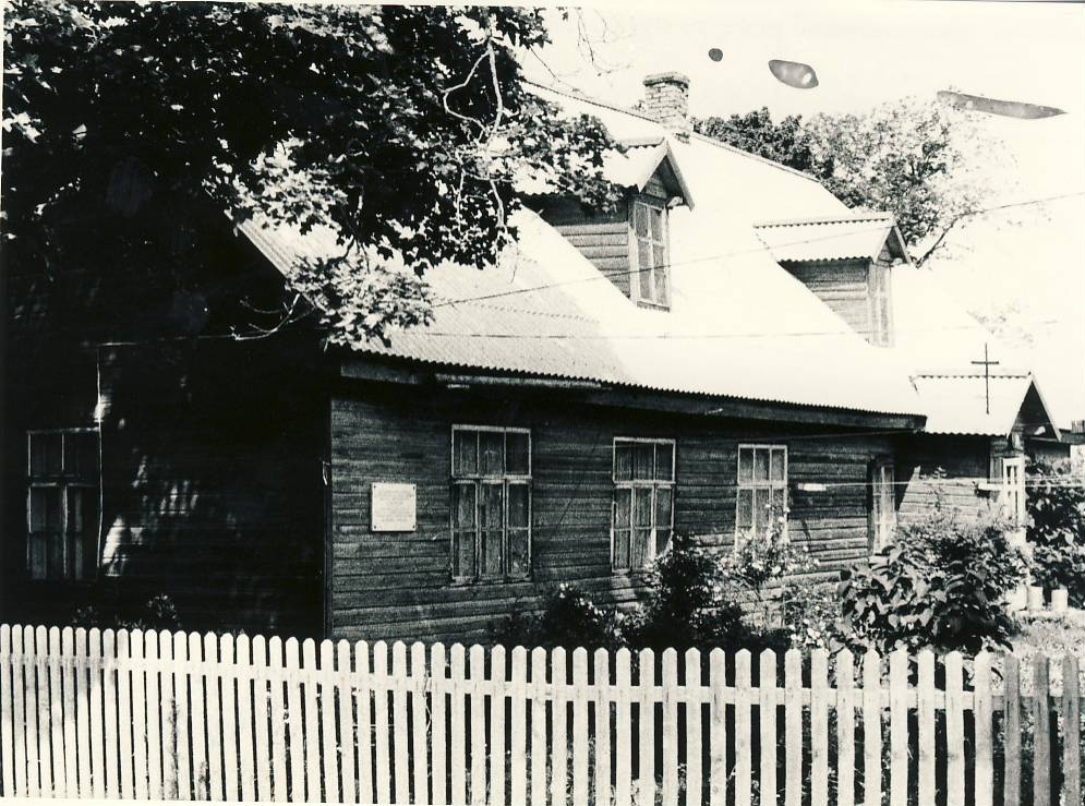 Toila koolimaja